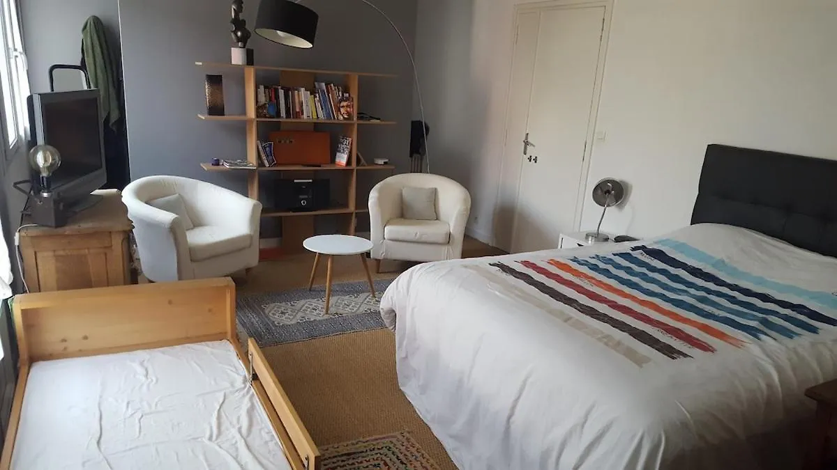 Maison Avec Grand Jardin Au Coeur De La Ville Lorient 0*,  França